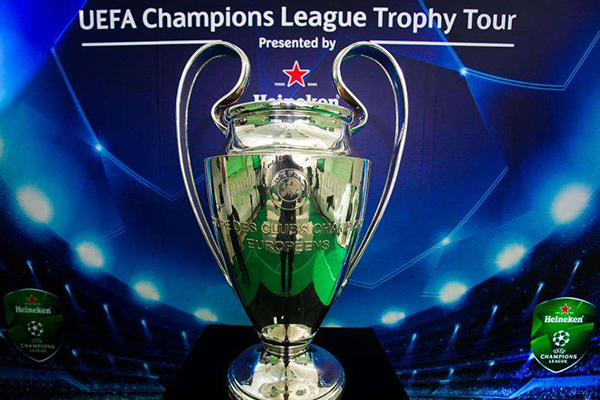 <a href=/football/ouguan/ target=_blank class=infotextkey>欧冠</a>冠军奖杯
